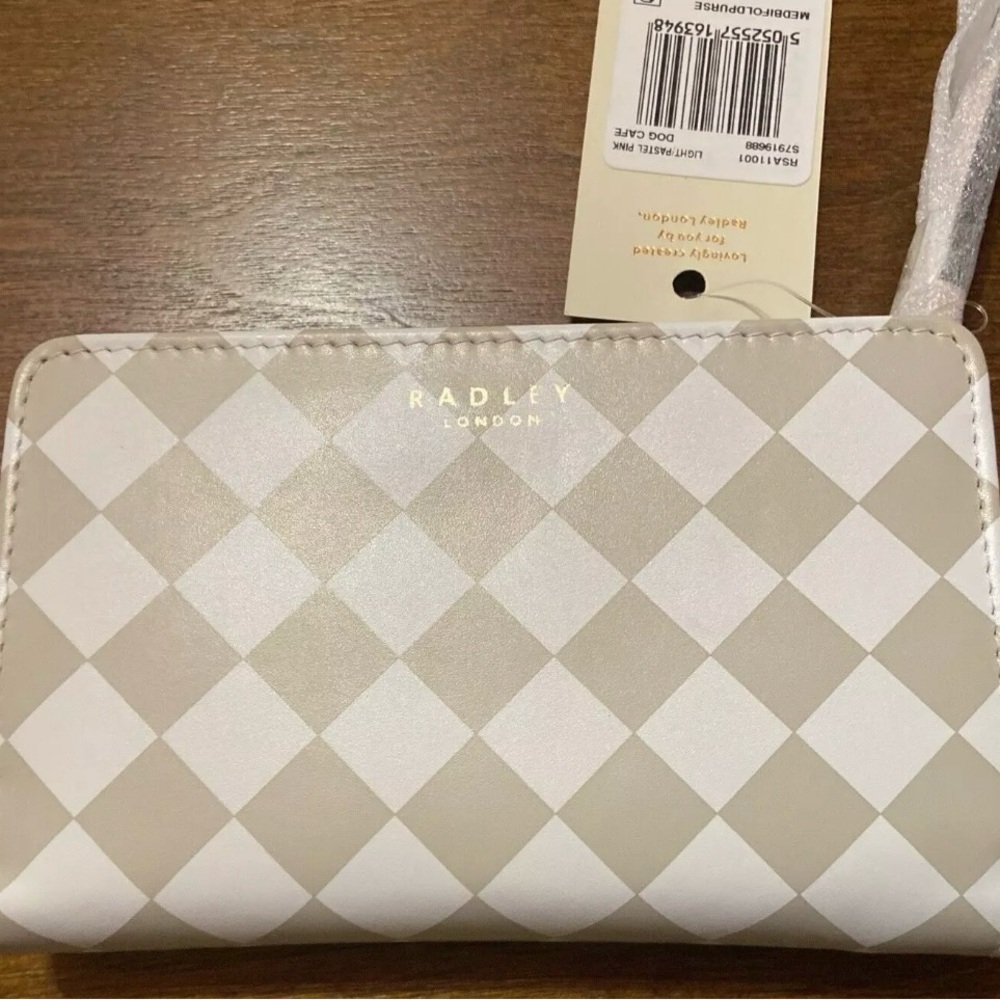 Radley London NWT Dog Cafe Wallet - Picture 7 of 8
